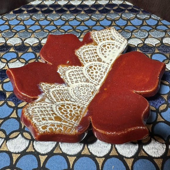 Two Handmade Ceramic Trinket Dishes. Red/Lavender with White Lace Detailing. - Picture 3 of 7